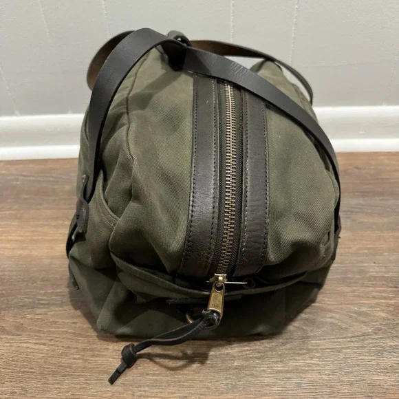 Filson Rugged Twill Small Duffle Bag Otter Green READ NO‎ STRAP YKK